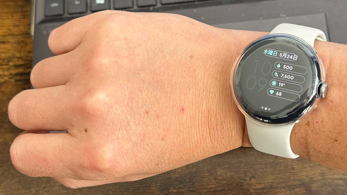 ピクセルウォッチで時計盤(文字盤)を変えたりカスタマイズした手順