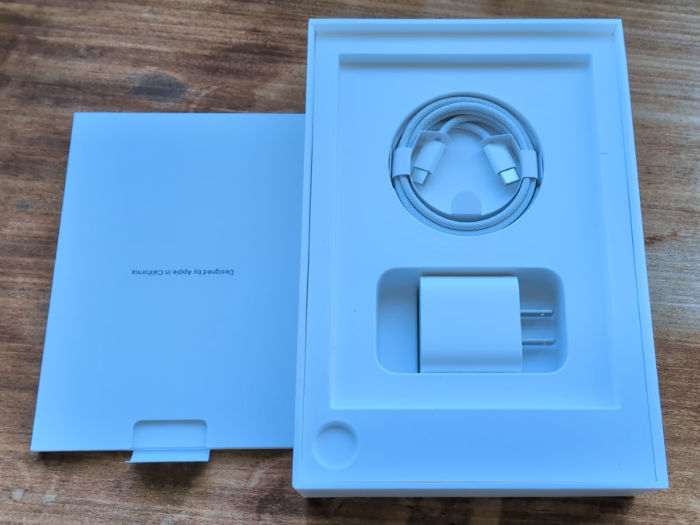 iPad mini7の付属品