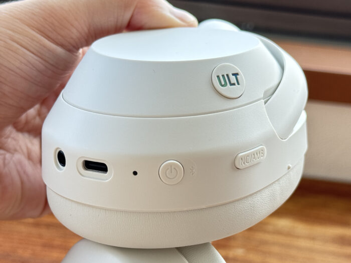 WH-ULT900N ULTボタン