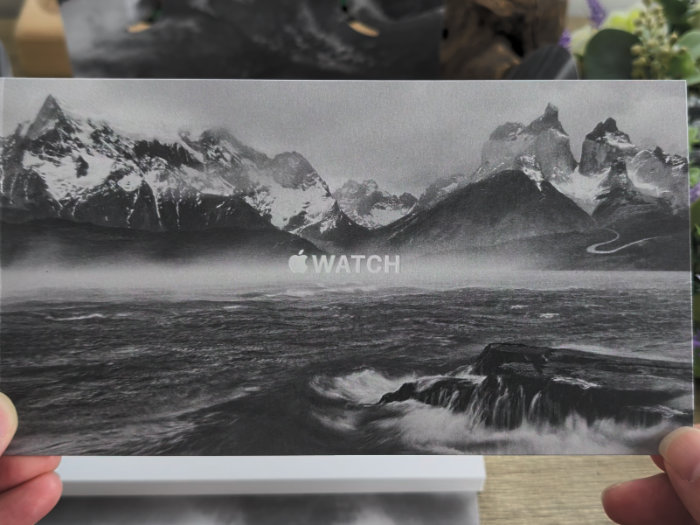 アップルウォッチウルトラ3 荒波がプリントされている説明書