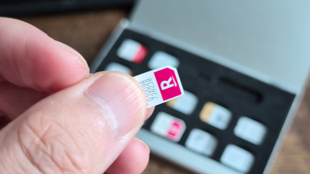 iPhoneで使ってる楽天モバイルの物理SIMをeSIMに変更する手順